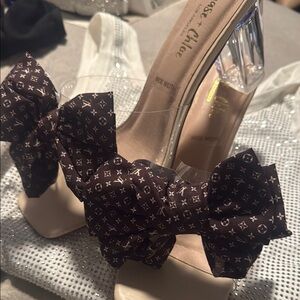 Chase + Chloe Black Stiletto Heels with Dramatic Bow